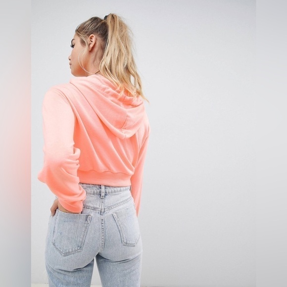 TNA Aritizia Cropped Hoodie Sweatshirt Coral Orange 🍊 Peach 🍑 - Picture 3 of 16